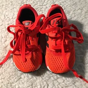 Toddler newbalance sneakers